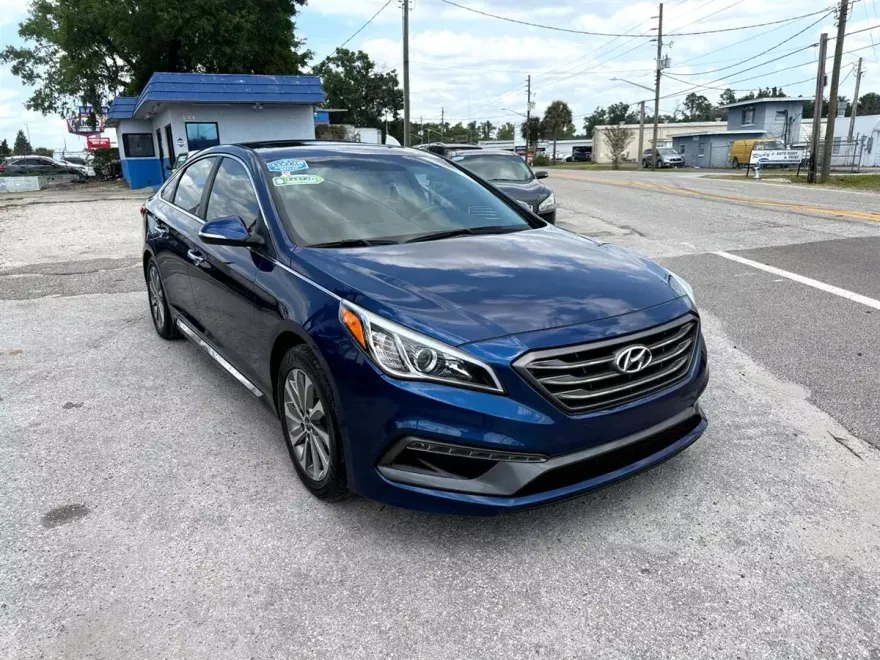 2017 Hyundai Sonata Sport photo 1