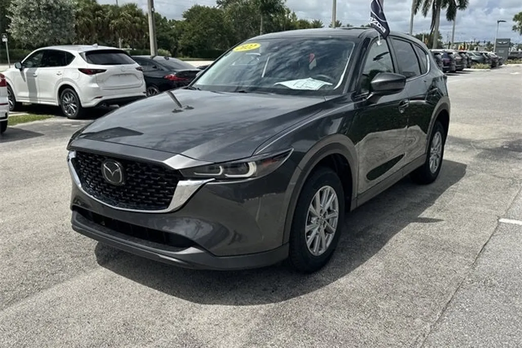 2022 Mazda CX-5 2.5 S Preferred photo 1