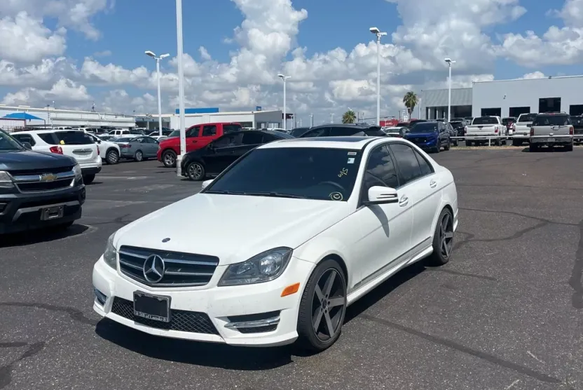 2014 Mercedes Benz C 250 photo 1