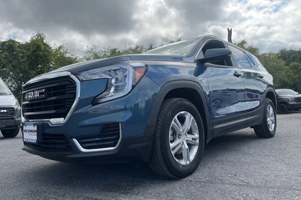 2024 Gmc Terrain SLE photo 1