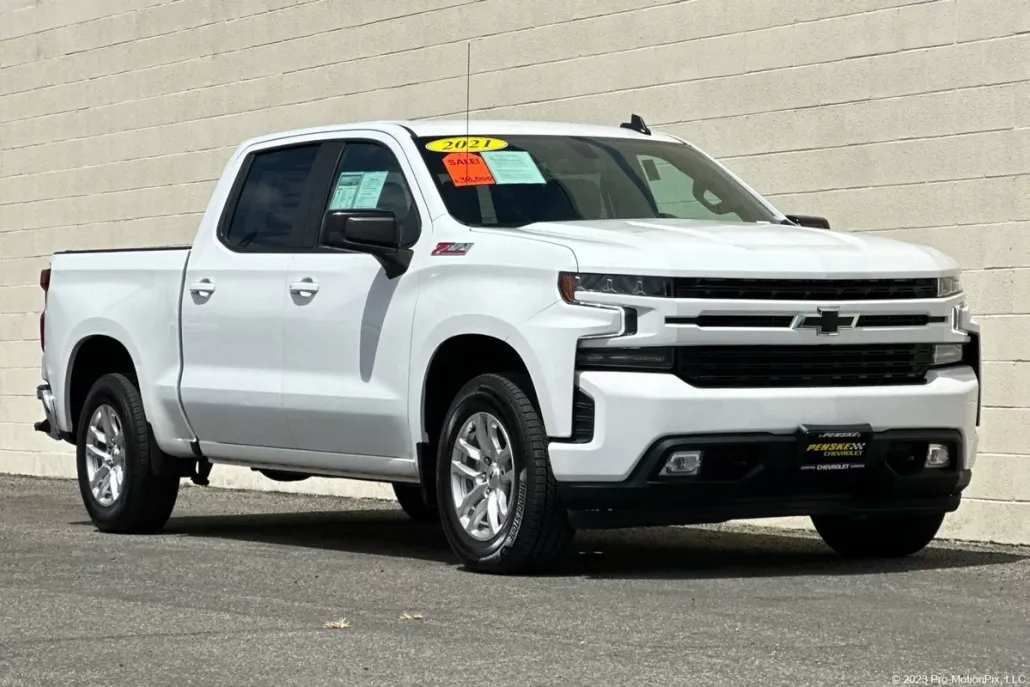 2021 Chevrolet Silverado 1500 RST photo 1