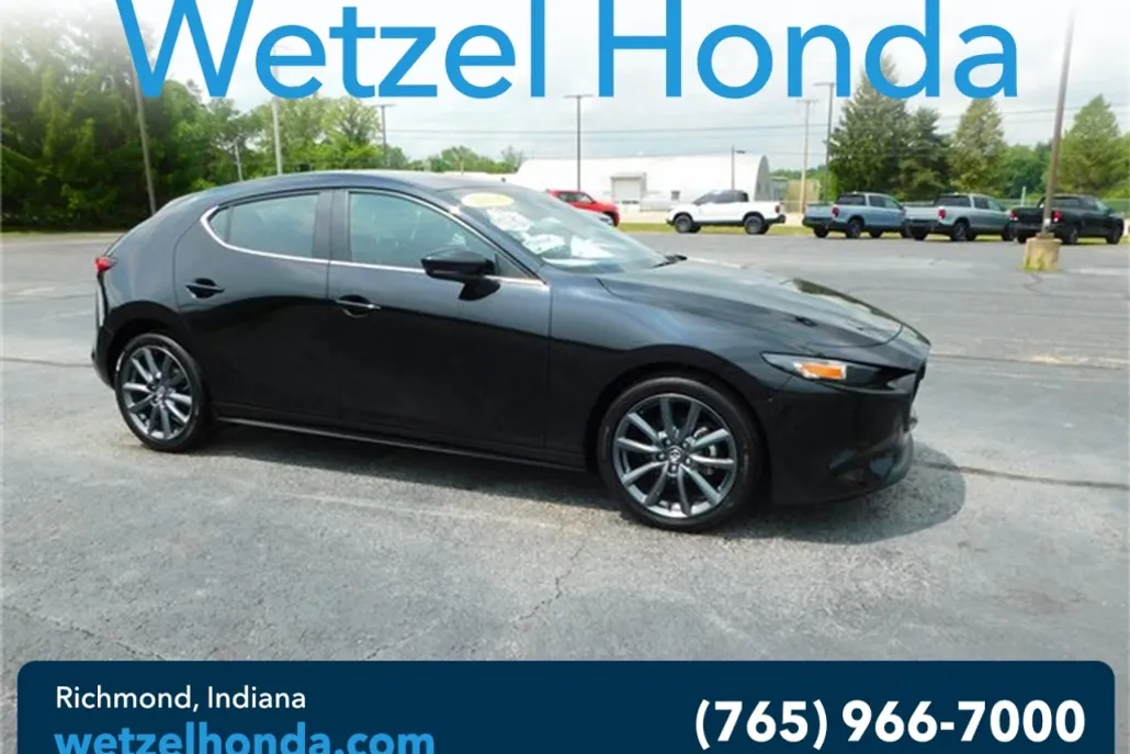 2024 Mazda Mazda3 Hatchback 2.5 s Preferred photo 1
