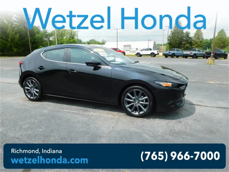 2024 Mazda Mazda3 Hatchback 2.5 s Preferred photo 1