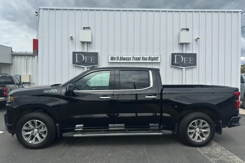 2021 Chevrolet Silverado High Country photo 1