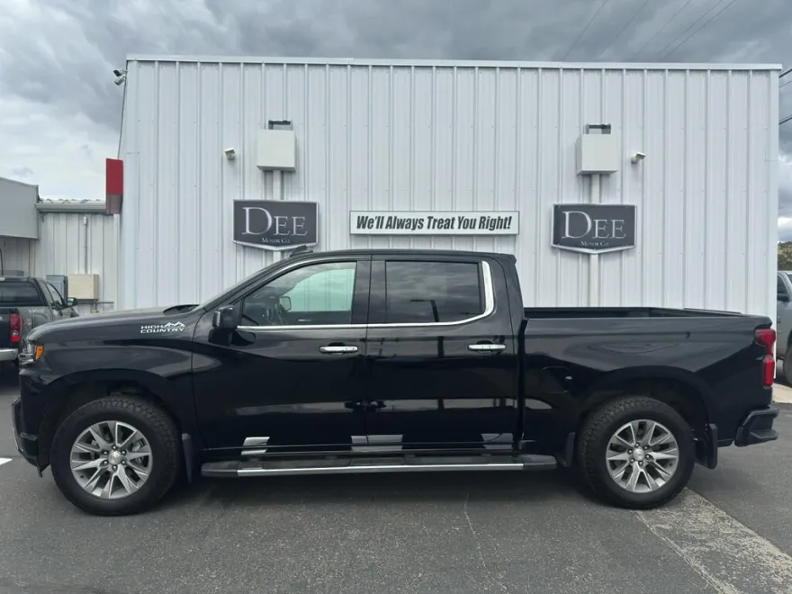 2021 Chevrolet Silverado High Country photo 1