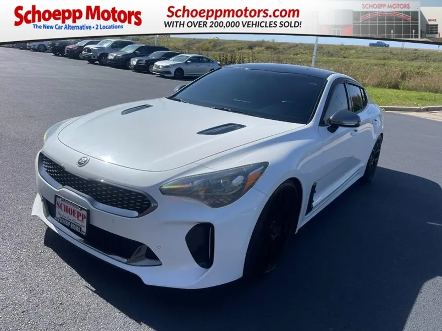 2019 Kia Stinger GT photo 1