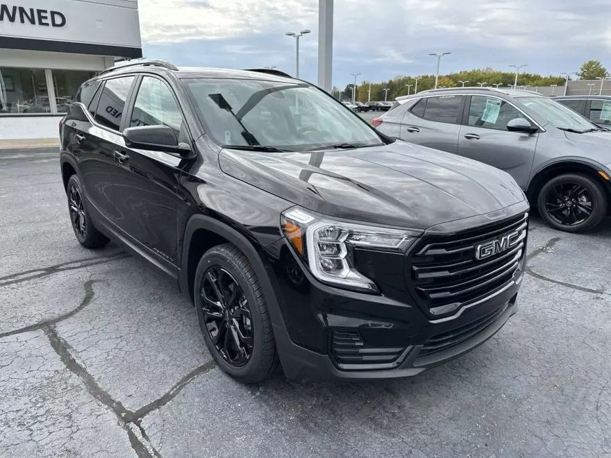 2022 Gmc Terrain SLE photo 1