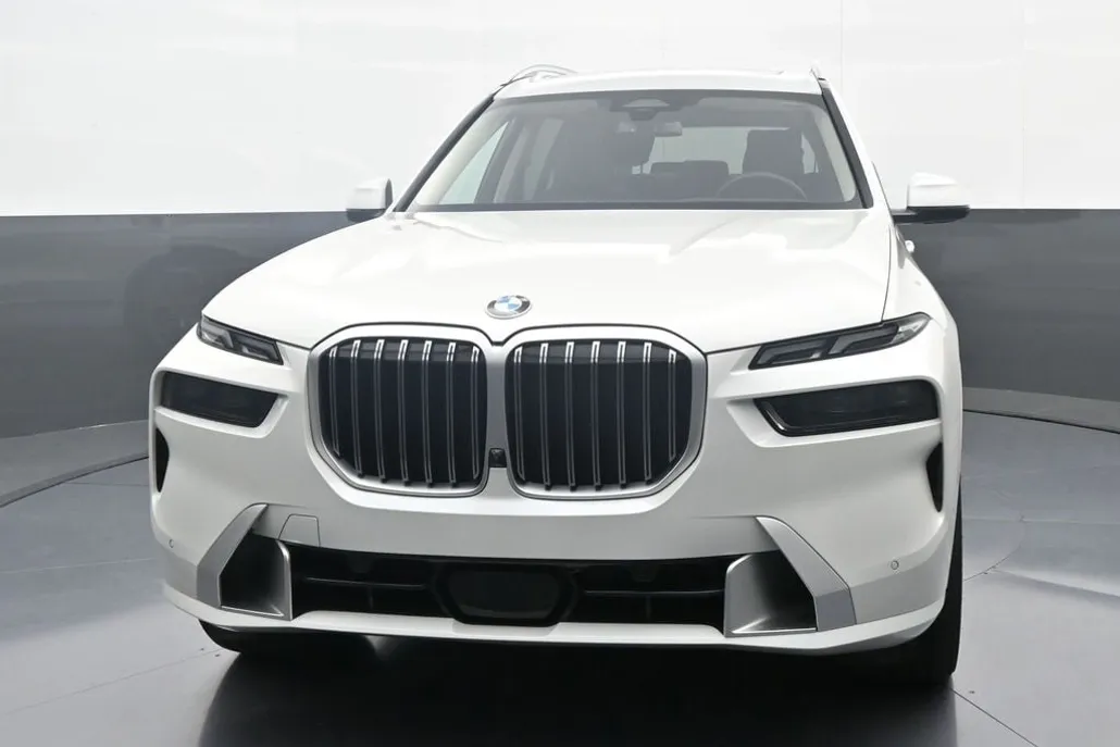 2025 Bmw X7 xDrive40i photo 1
