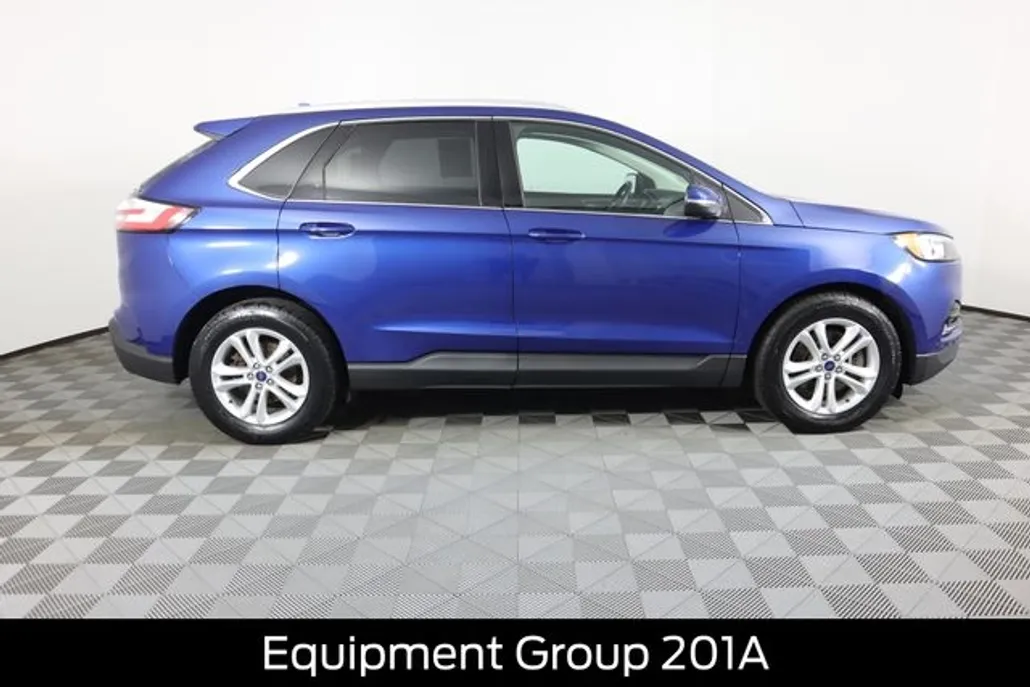 2020 Ford Edge SEL photo 1