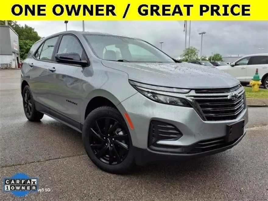 2023 Chevrolet Equinox LS photo 1