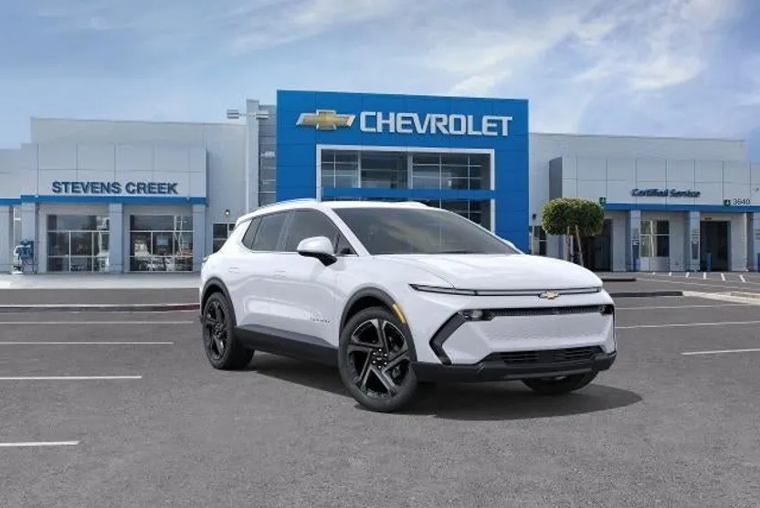 2026 Chevrolet Equinox EV 1LT photo 1