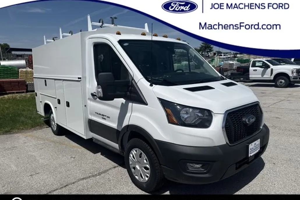 2024 Ford Transit photo 1