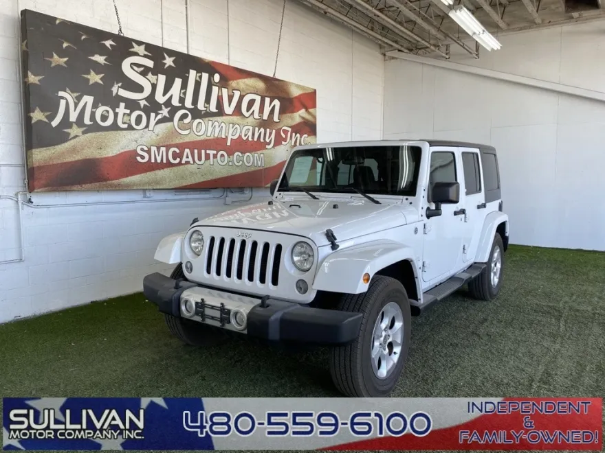 2015 Jeep Wrangler Unlimited Sahara photo 1