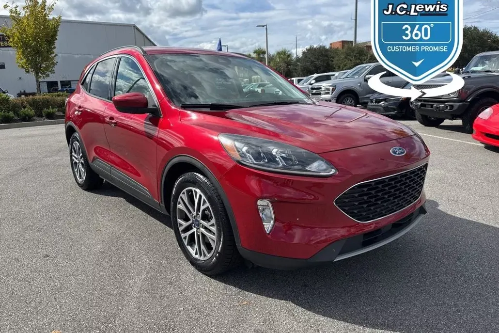 2021 Ford Escape SEL photo 1