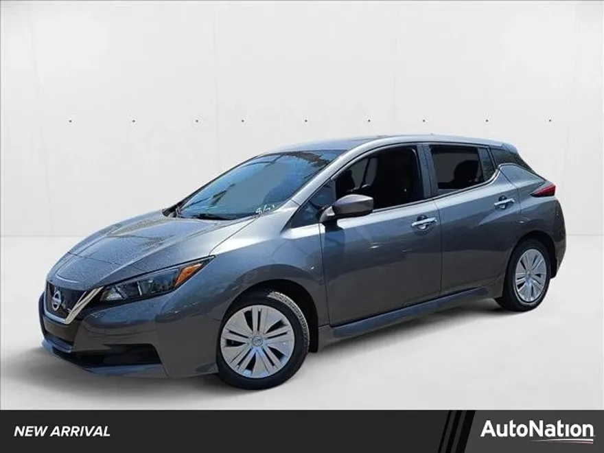 2019 Nissan Leaf S photo 1