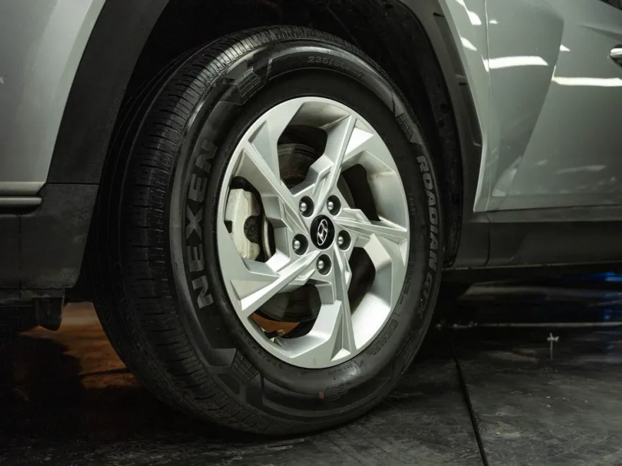 2024 Hyundai Tucson SEL photo 1