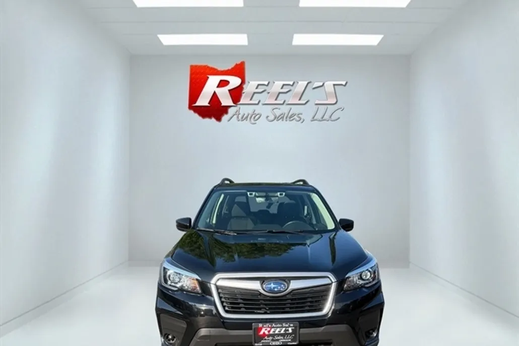 2020 Subaru Forester 2.5i Premium photo 1