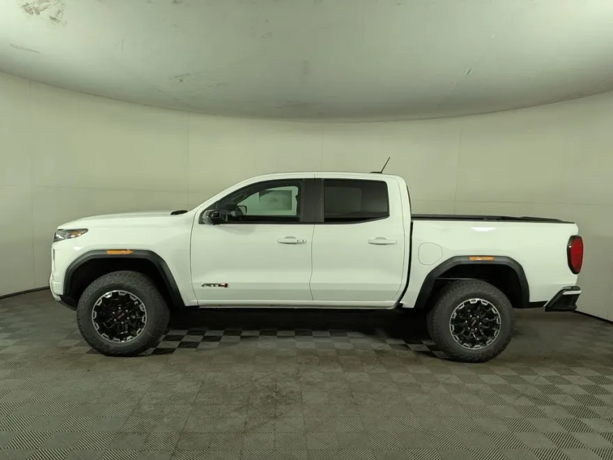 2026 Gmc Canyon AT4 photo 1