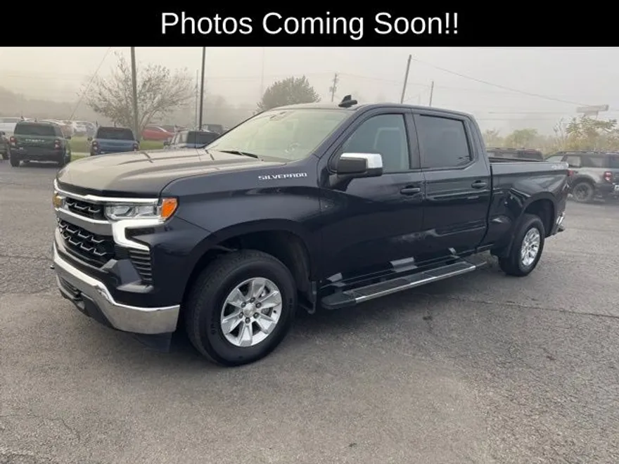 2023 Chevrolet Silverado 1500 LT photo 1