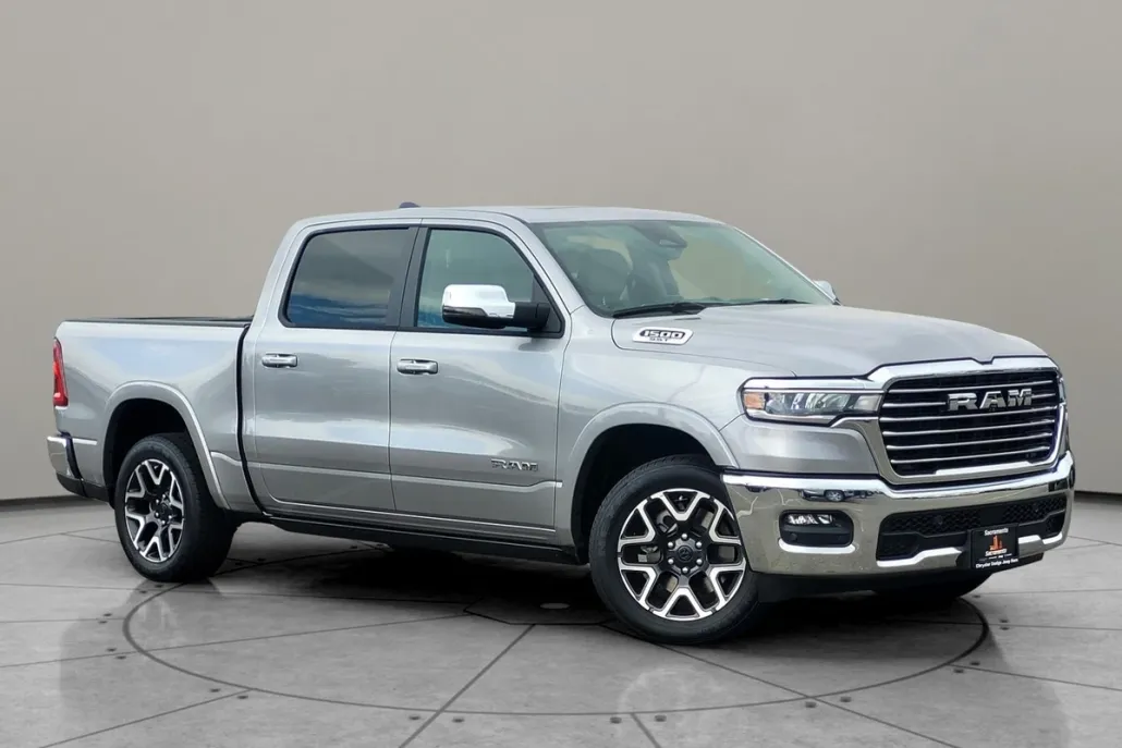 2025 Ram 1500 Laramie photo 1