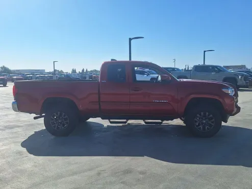 2023 Toyota Tacoma SR5 V6 photo 4
