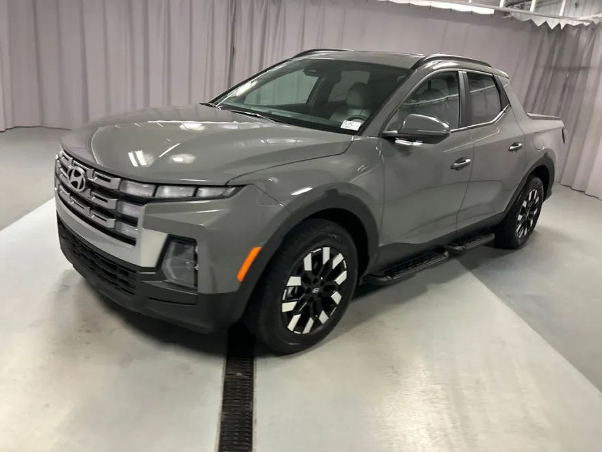 2025 Hyundai Santa Cruz SEL Activity photo 1