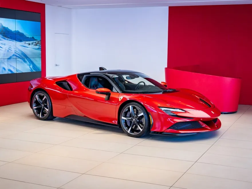 2021 Ferrari SF90 Stradale Base photo 1