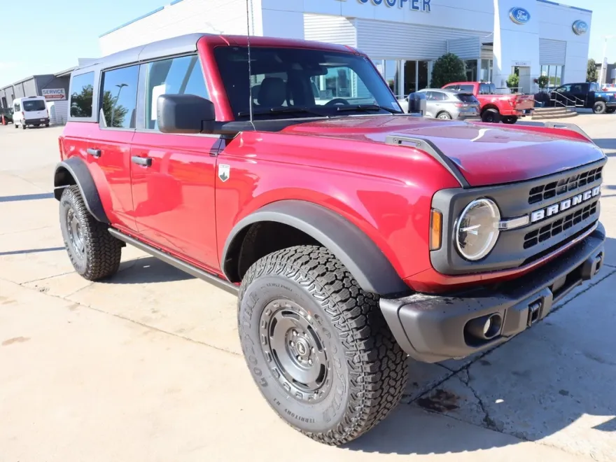 2025 Ford Bronco Big Bend photo 1