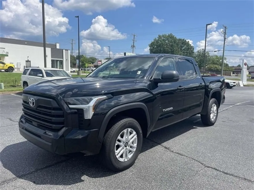 2025 Toyota Tundra SR5 photo 1