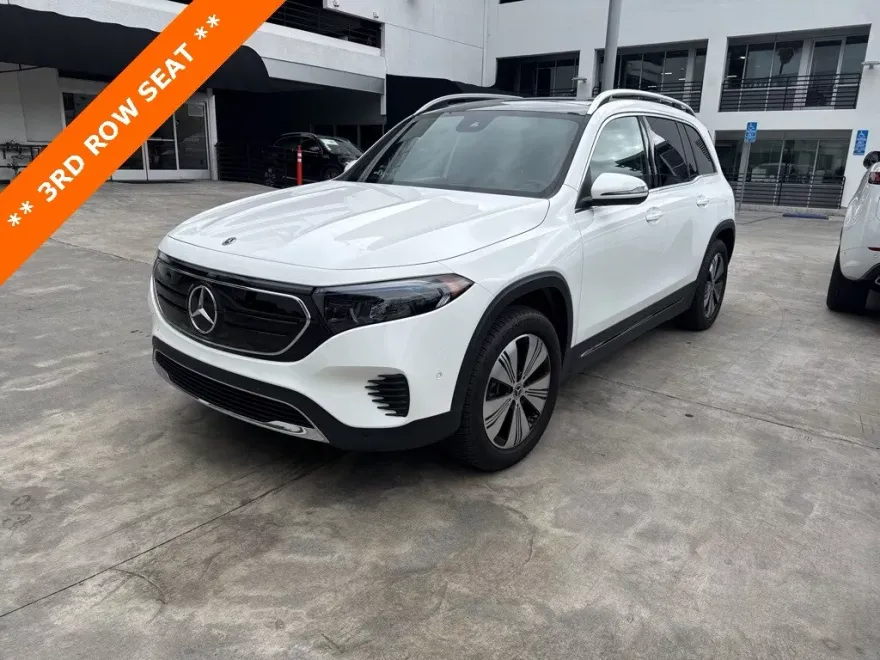 2023 Mercedes Benz EQB 300 4MATIC photo 1