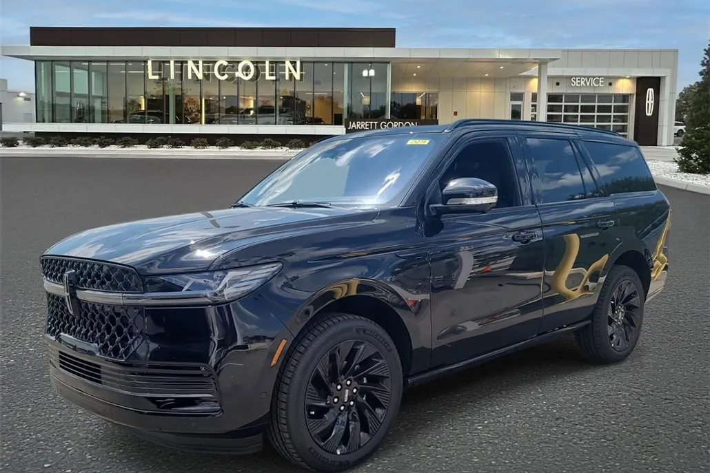 2025 Lincoln Navigator Reserve photo 1