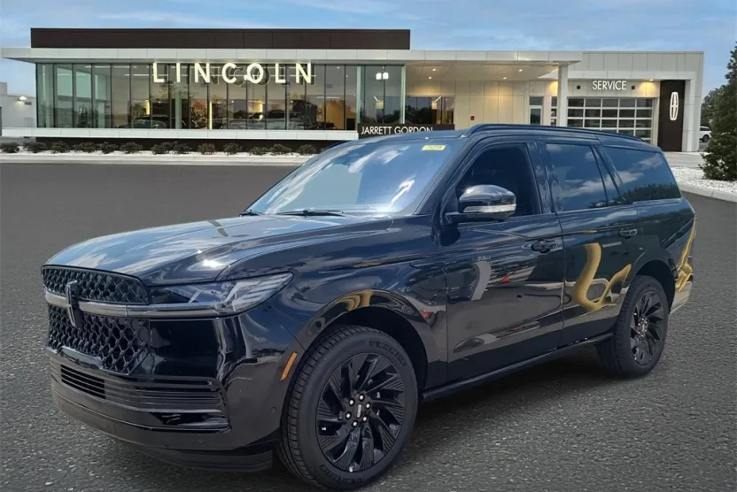 2025 Lincoln Navigator Reserve photo 1