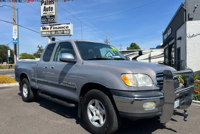 2000 Toyota Tundra SR5 photo 1