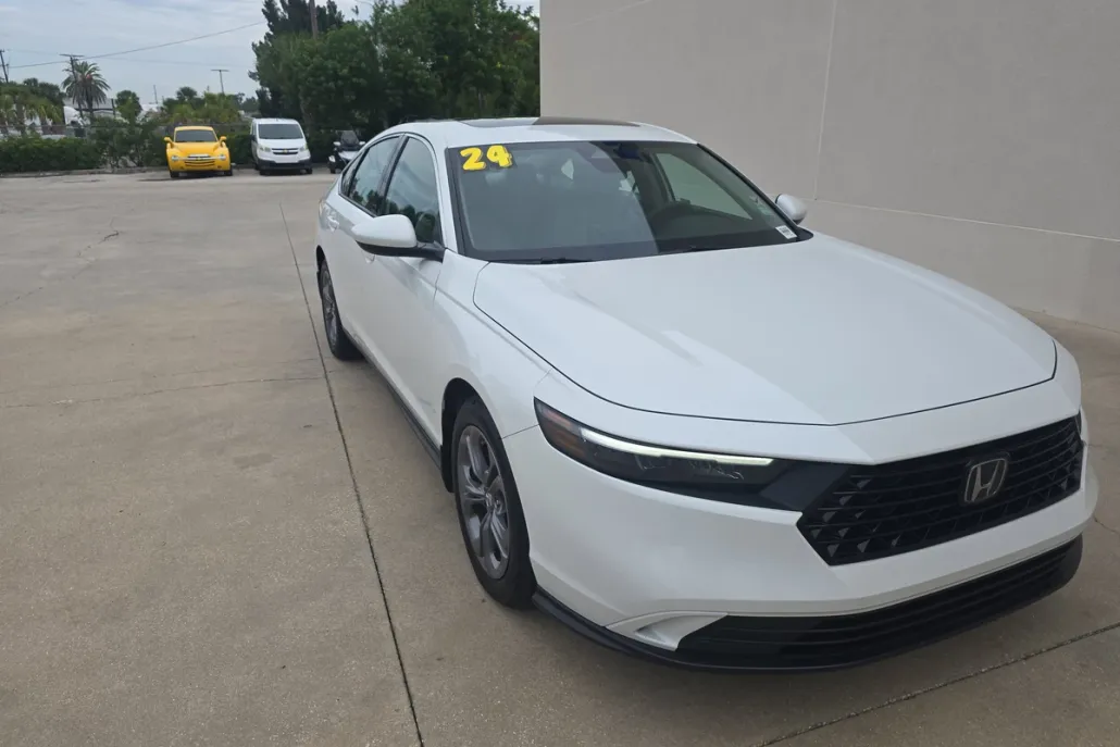 2024 Honda Accord EX photo 1