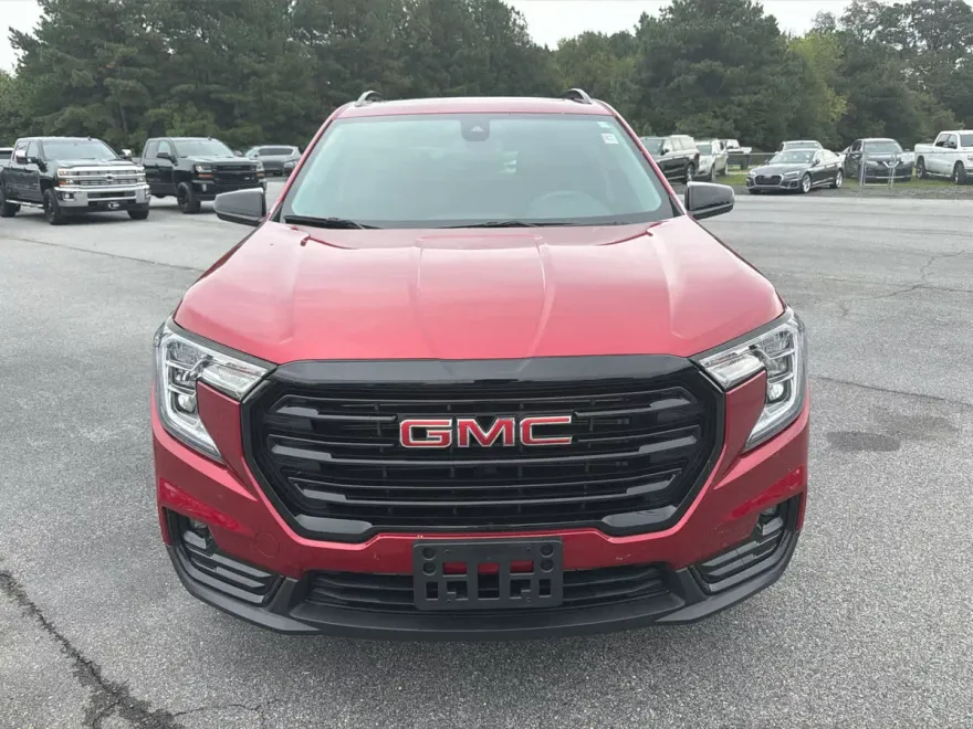 2024 Gmc Terrain SLT photo 1