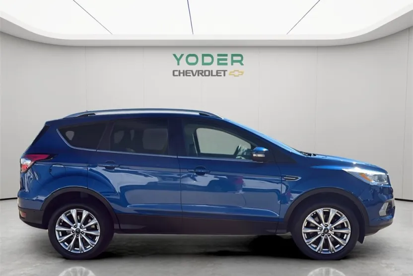 2018 Ford Escape Titanium photo 1