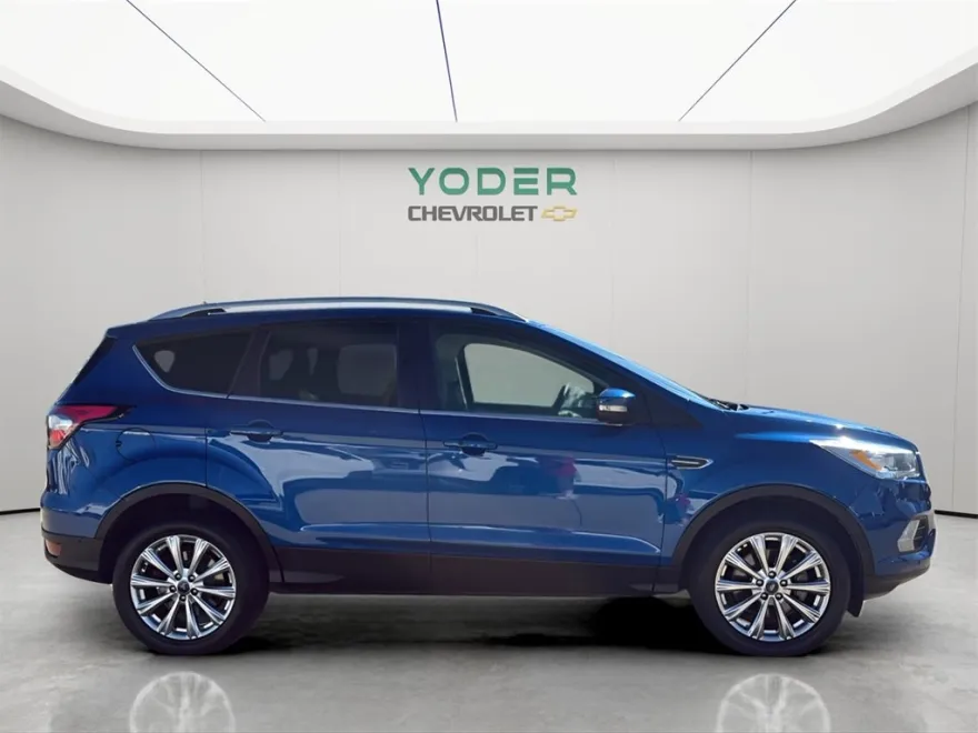 2018 Ford Escape Titanium photo 1
