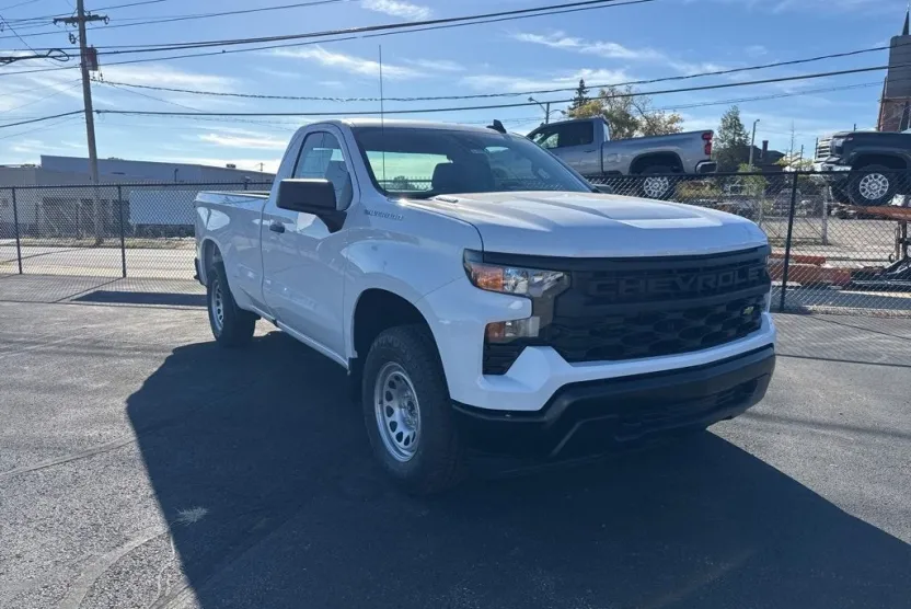 2026 Chevrolet Silverado 1500 photo 1