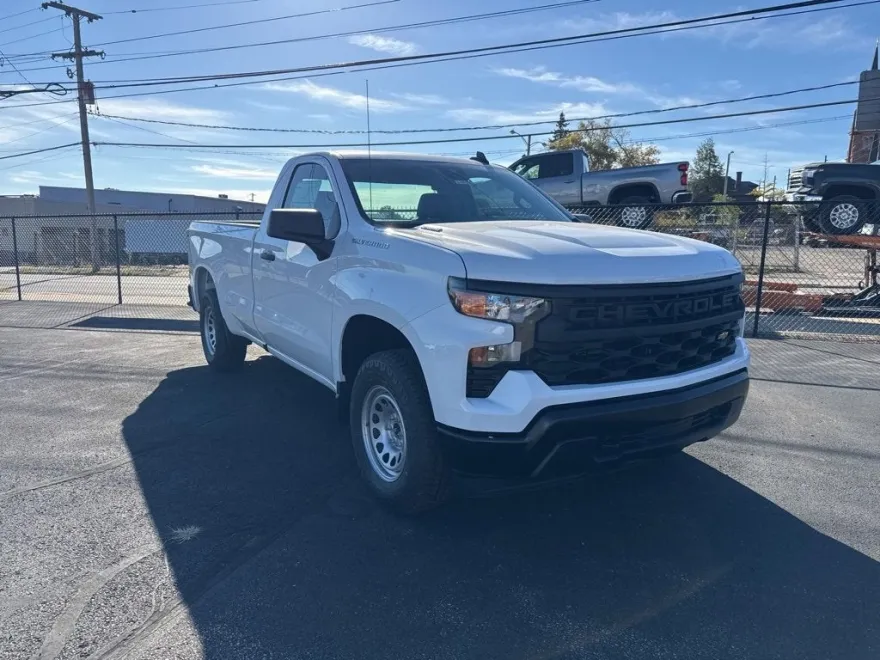 2026 Chevrolet Silverado 1500 photo 1