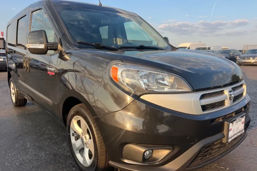 2018 Ram ProMaster City SLT photo 1