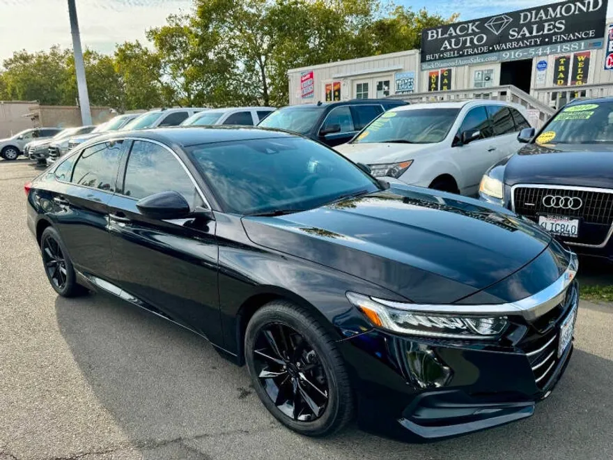 2021 Honda Accord LX photo 1