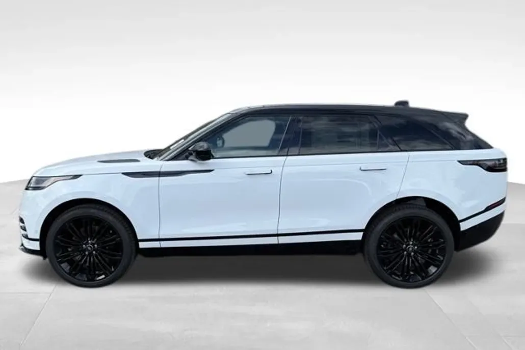 2026 Land Rover Range Rover Velar SE photo 1