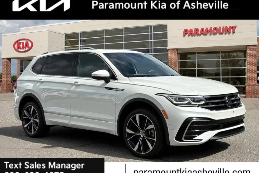 2022 Volkswagen Tiguan SEL Premium R-Line photo 1