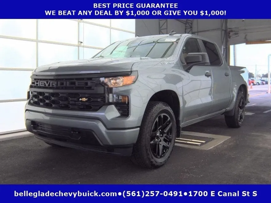 2025 Chevrolet Silverado 1500 Custom photo 1