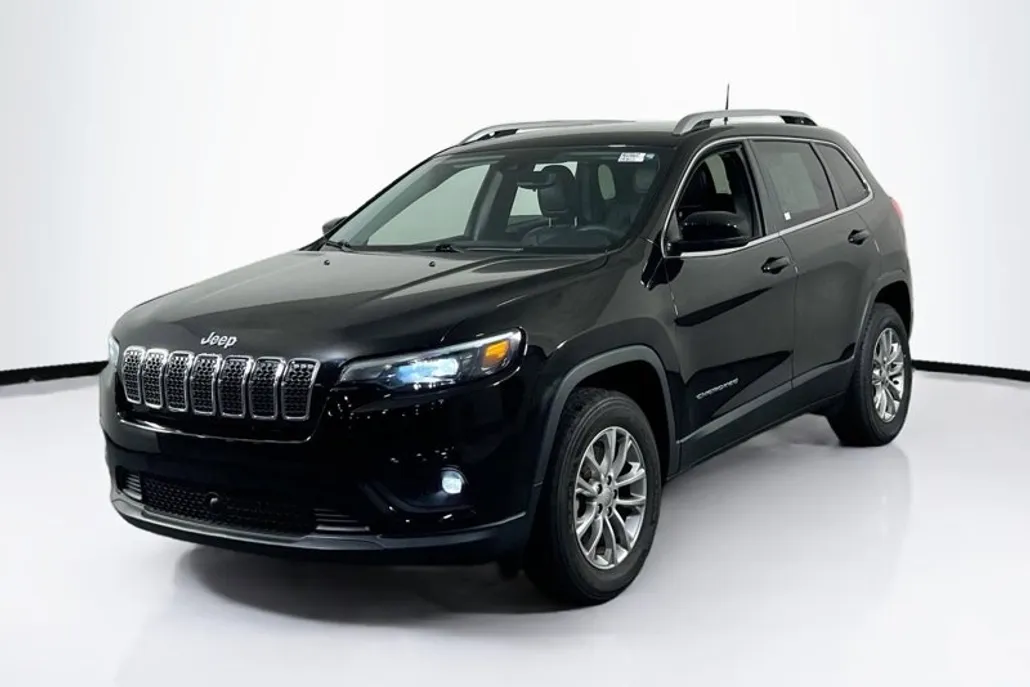 2021 Jeep Cherokee Latitude Lux photo 1