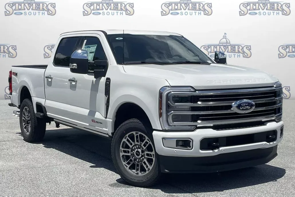 2025 Ford F-350 Platinum photo 1