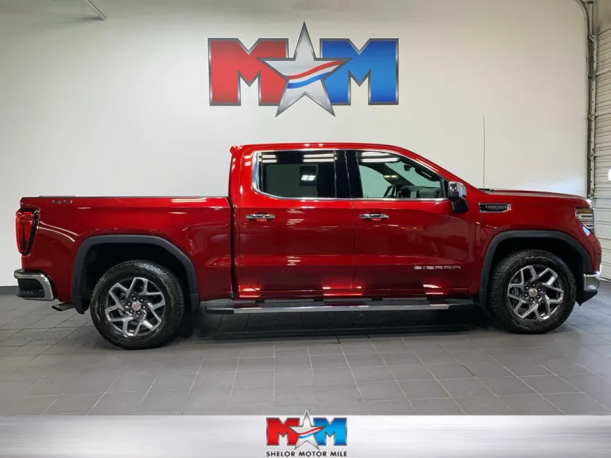 2022 Gmc Sierra 1500 SLT photo 1