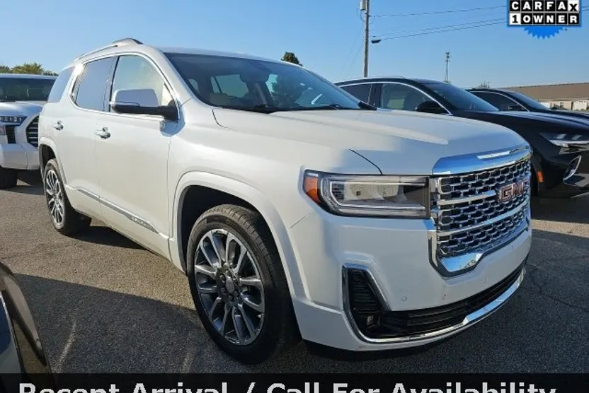2023 Gmc Acadia Denali photo 1