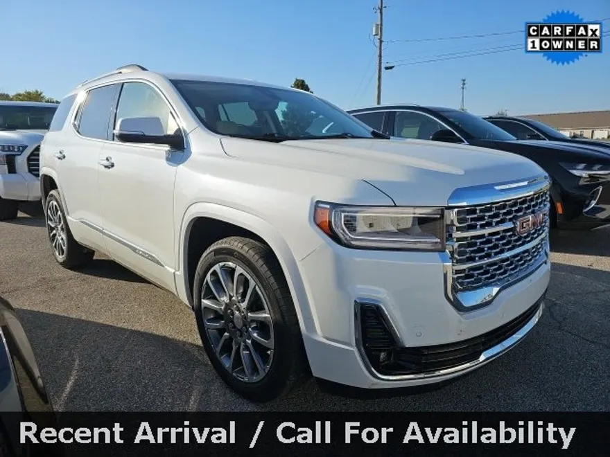 2023 Gmc Acadia Denali photo 1