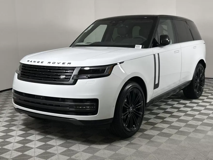 2025 Land Rover Range Rover SE photo 1